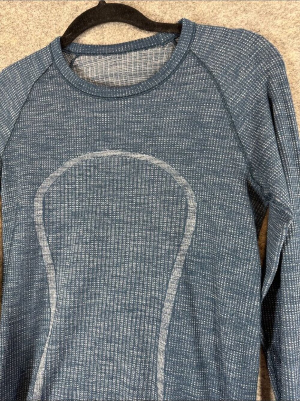 Lululemon Swiftly Tech Long Sleeve Seamless Top in Slate Blue Athletic Yoga 4 - Picture 3 of 13